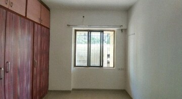 Room in 2 BHK Apartment at Shree Tirupati Siddeshwar Gardens Villa, Dhokali – for Rent
