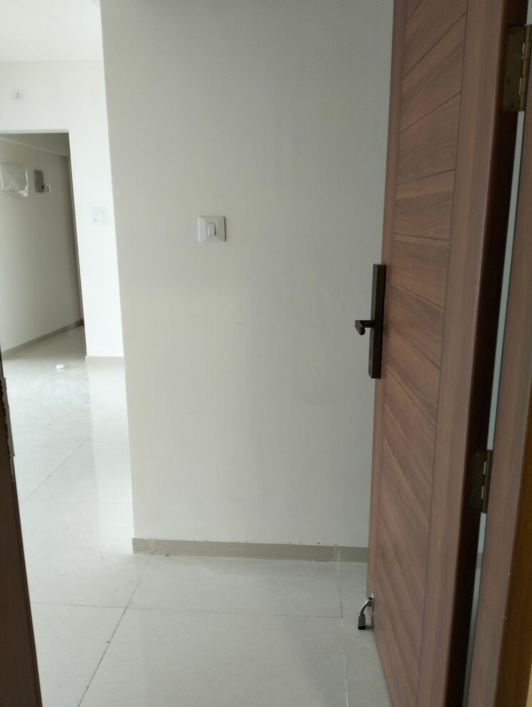 Bathroom, rohan-silver-gracia 2 Bedroom 1010 Sq.Ft. Apartment In Ravet Pune 8047951