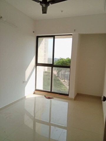 Room in 3 BHK Apartment at Lodha Palava Aurora B and C, Dombivli East – for Rent