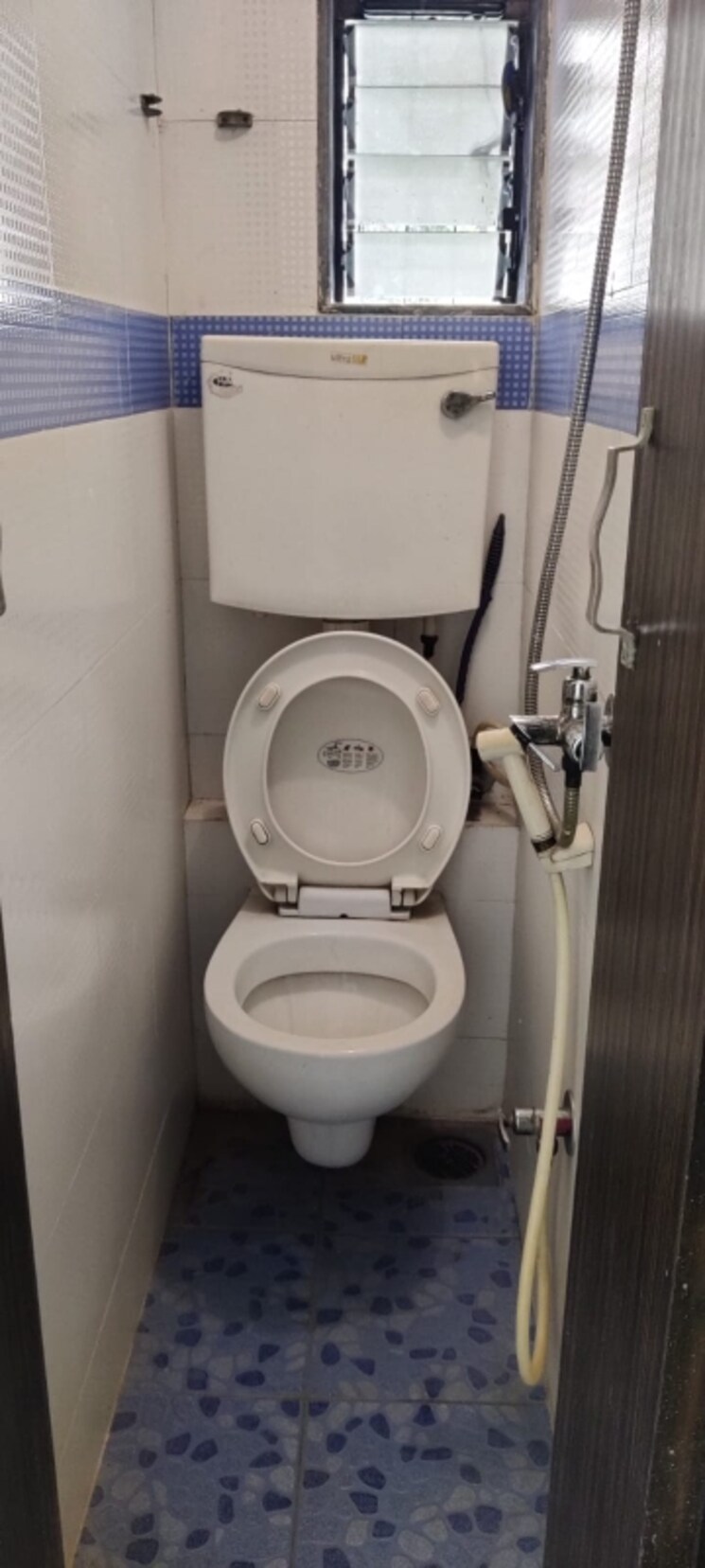 Bathroom, manek-apartment-malabar-hill 4 Bedroom 2150 Sq.Ft. Apartment In Malabar Hill Mumbai 8047984