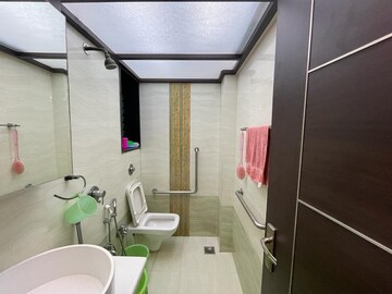 Bathroom in 4 BHK Apartment at Lodha World One, Worli – for Sale