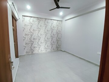 Room in 3 BHK Apartment at TGB Meghdutam, Sector 50 – for Rent