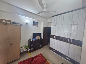 Living Room in 2.5 BHK Apartment at Indiabulls Centrum Park, Sector 103 – for Rent
