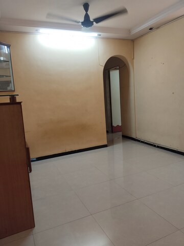 Room in 2 BHK Apartment at Prithvi Palace, Dahisar West – for Rent