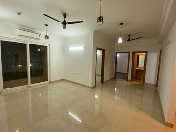 Room in 3 BHK Apartment at Omaxe Forest Spa, Sector 93b – for Sale