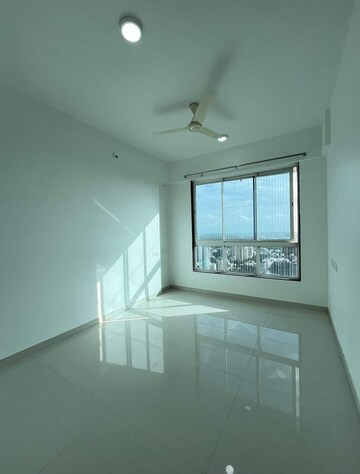 Bedroom in 2 BHK Apartment at Shreeji Atlantis, Malad West – for Rent
