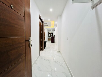 Building Lobby in 1 BHK Builder Floor at Saket – for Rent