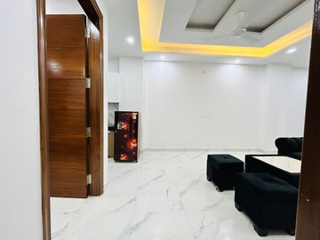 Master Bedroom in 1 BHK Builder Floor at Saket – for Rent