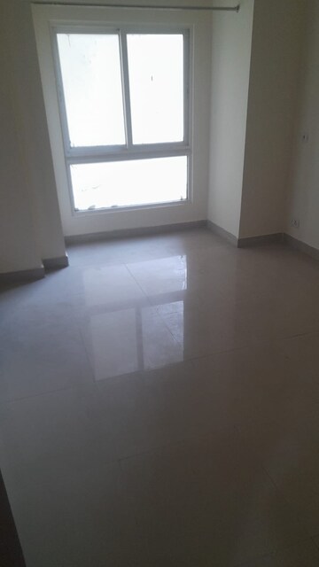 Room in 3 BHK Apartment at Futec Gateway, Sector 75 – for Sale