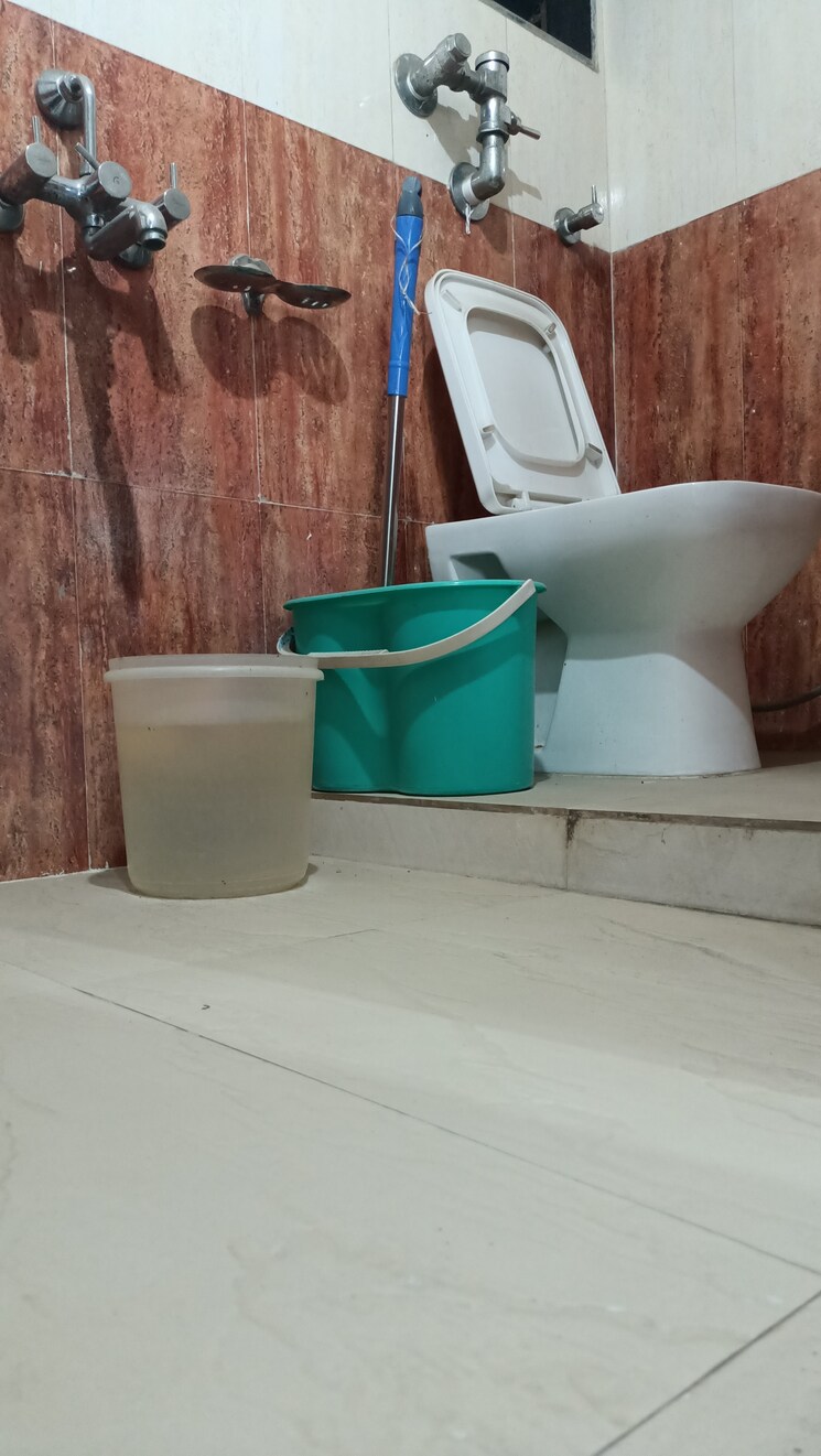 Attached Bathroom, kamothe 2.5 Bedroom 1100 Sq.Ft. Apartment In Kamothe Navi Mumbai 8048285