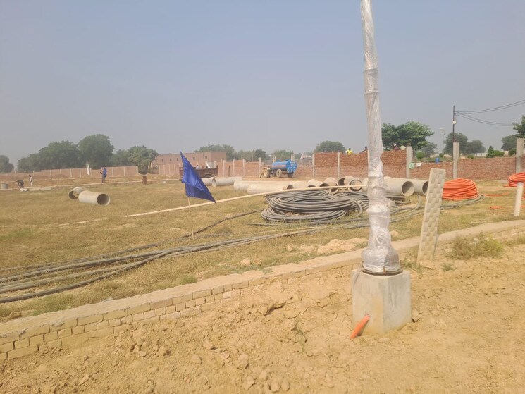 undefined, jewar  100 Sq.Yd. Plot In Jewar Greater Noida 8048380