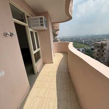 2 BHK Apartment For Rent in Supertech Cape Town, Sector 74