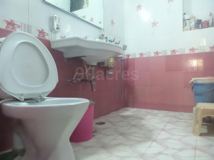 Bathroom, vasant kunj 2 Bedroom 1150 Sq.Ft. Apartment In Vasant Kunj Delhi 8048439