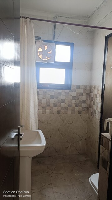 Bathroom in 3 BHK Builder Floor at Ashoka Enclave 3, Sector 35 – for Rent