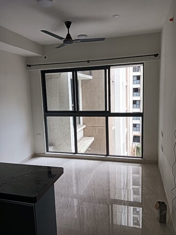 Room in 2 BHK Apartment at Lodha Quality Home Tower 2, Majiwada – for Rent