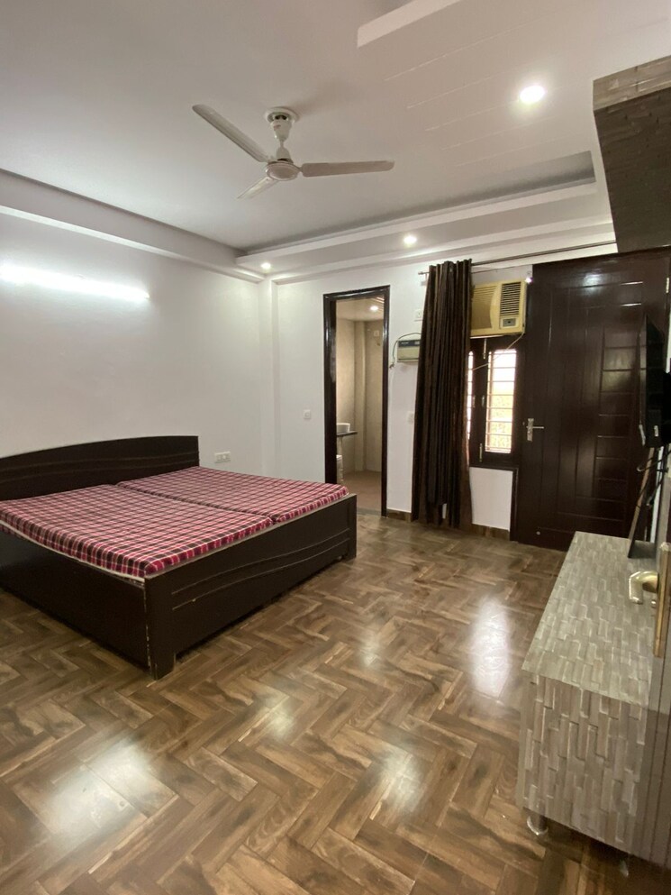 Bedroom, ss-southend-floors 3.5 Bedroom 1895 Sq.Ft. Builder Floor In South City 2 Gurgaon 8048518
