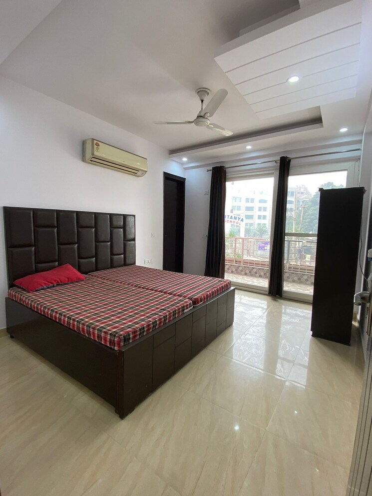 Bedroom, ss-southend-floors 3.5 Bedroom 1895 Sq.Ft. Builder Floor In South City 2 Gurgaon 8048518