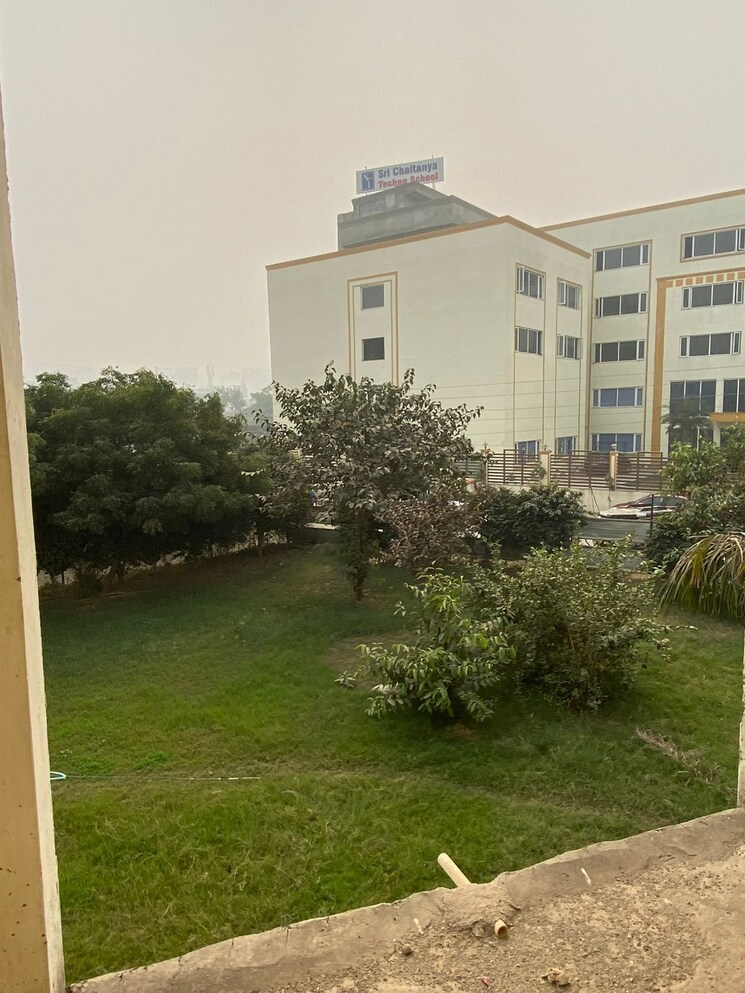 Garden, ss-southend-floors 3.5 Bedroom 1895 Sq.Ft. Builder Floor In South City 2 Gurgaon 8048518