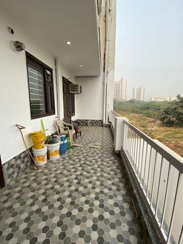 Balcony in 3.5 BHK Builder Floor at SS Southend Floors, South City 2 – for Sale