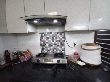 Furnished Amenities in 2.5 BHK Apartment at BPTP Spacio, Sector 37d – for Rent