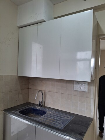 Kitchen in 2.5 BHK Apartment at BPTP Spacio, Sector 37d – for Rent
