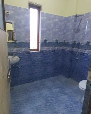 Bathroom in 1 BHK Villa at Aliganj – for Rent