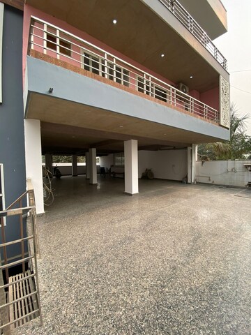 3 BHK Builder Floor – Exterior View View at Nirvana Country Birch Court, Sector 50 - for Sale