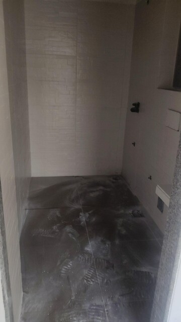 Bathroom in 2 BHK Apartment at Kanakia Silicon Valley, Powai – for Rent