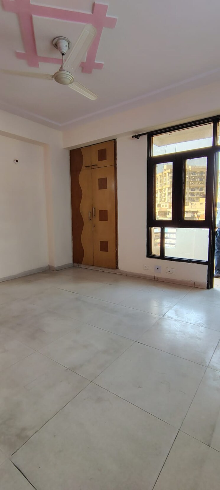 Room, express-garden 4 Bedroom 2050 Sq.Ft. Apartment In Vaibhav Khand Ghaziabad 8048547