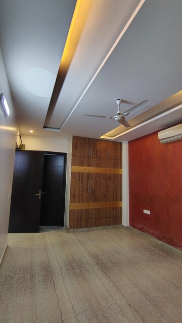 Furnished Amenities in 3.5 BHK Builder Floor at Empire Floors, Sector 57 – for Rent