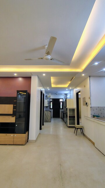 Living Room in 3.5 BHK Builder Floor at Empire Floors, Sector 57 – for Rent