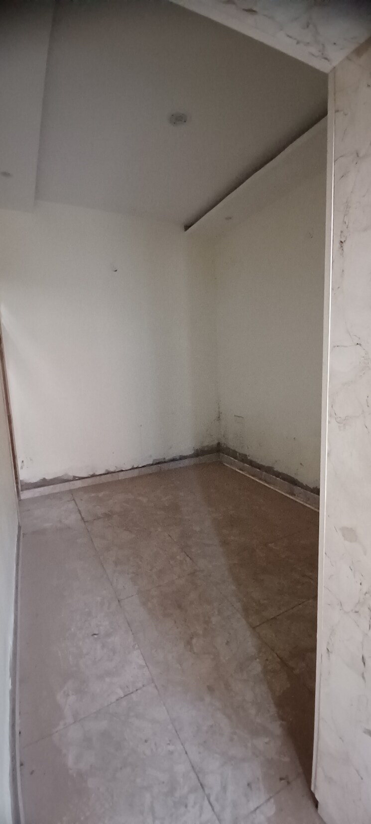 Room, patiala road 3 Bedroom 80 Sq.Yd. Independent House In Patiala Road Zirakpur 8048570