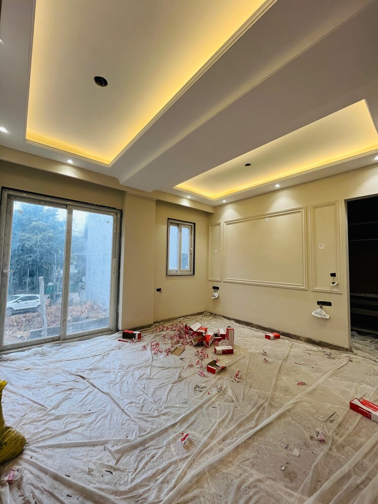 Room, sushant-lok-3 4 Bedroom 240 Sq.Yd. Builder Floor In Sector 57 Gurgaon 8048598