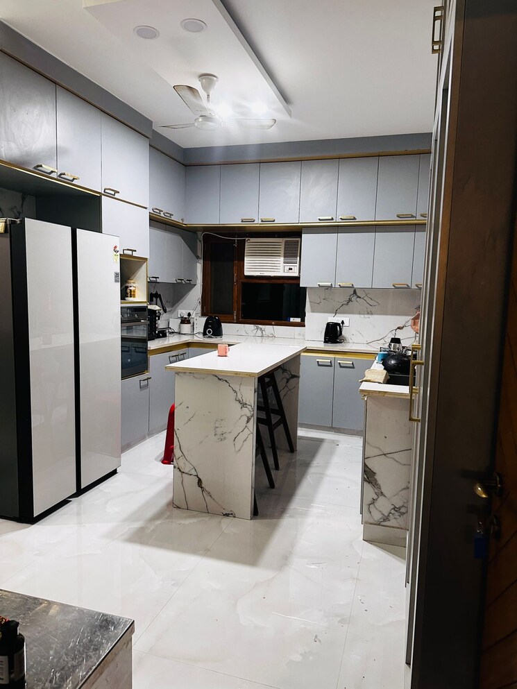 Master Bedroom, vasant kunj 4 Bedroom 4320 Sq.Ft. Apartment In Vasant Kunj Delhi 8048664