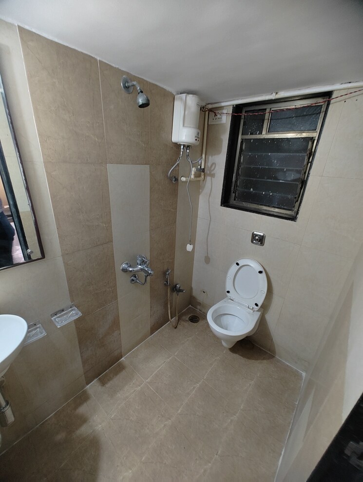Bathroom, arkade-white-lotus 1 Bedroom 750 Sq.Ft. Apartment In Mira Road Thane 8048678