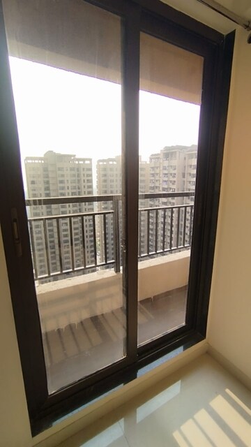 Room in 1 BHK Apartment at Raunak City Phase 2, Kalyan West – for Sale
