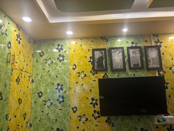 Master Plan in 4 BHK Builder Floor at Raja Ram Mohan Roy Road – for Sale