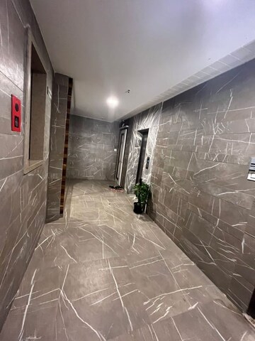 Bathroom in 1 BHK Apartment at Laxmi Callista, Goregaon West – for Sale