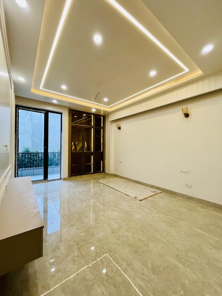 Room, ss-mayfield-gardens 4 Bedroom 2100 Sq.Ft. Builder Floor In Sector 51 Gurgaon 8048750