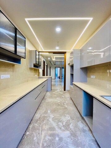 Kitchen in 4 BHK Builder Floor at SS Mayfield Gardens, Sector 51 – for Sale