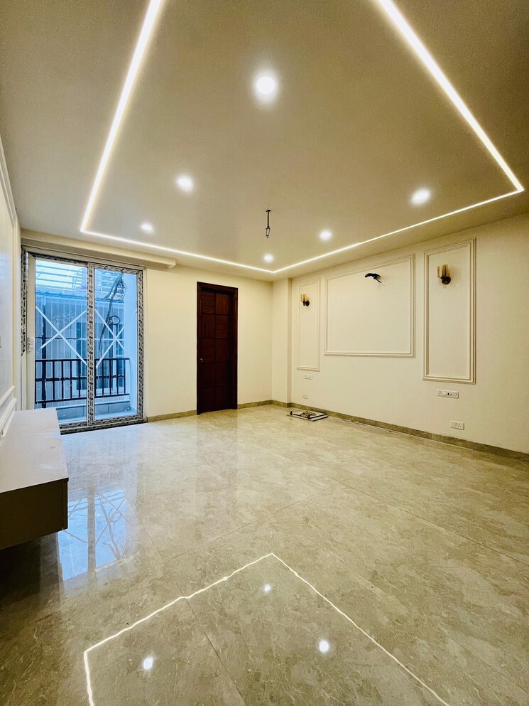 Room, ss-mayfield-gardens 4 Bedroom 2100 Sq.Ft. Builder Floor In Sector 51 Gurgaon 8048750