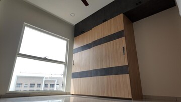 Room in 2 BHK Apartment at Sobha Dream Gardens, Thanisandra Main Road – for Rent
