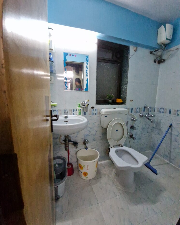 Bathroom, hubtown-akruti-orchid-park 1 Bedroom 428 Sq.Ft. Apartment In Sakinaka Mumbai 8048800