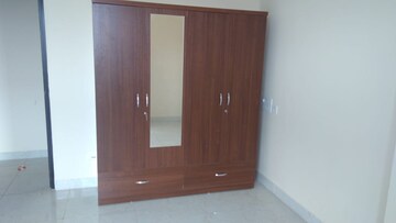 Room in 3 BHK Apartment at Shriram Summitt, Electronic City Phase I – for Sale