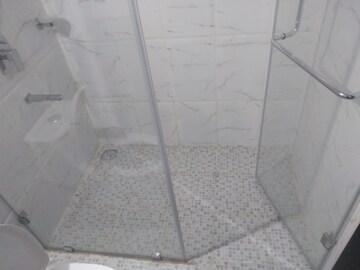 Bathroom in 3 BHK Apartment at Shriram Summitt, Electronic City Phase I – for Sale