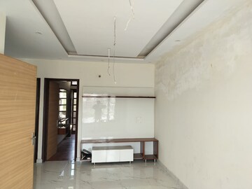 Room in 4 BHK Independent House at Sector 127 – for Sale