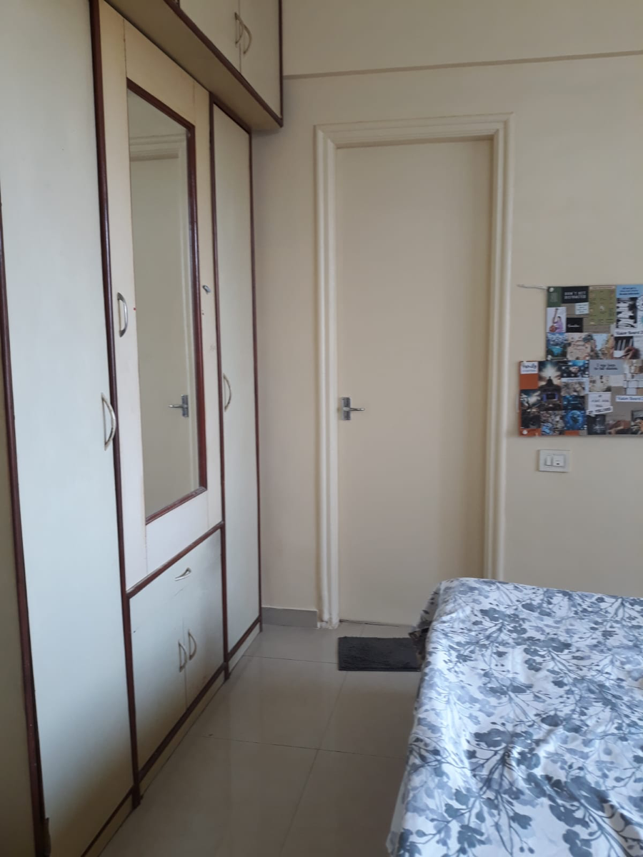 3 BHK + Extra Room 2500 Sq.Ft. Apartment in Windsor Avenue