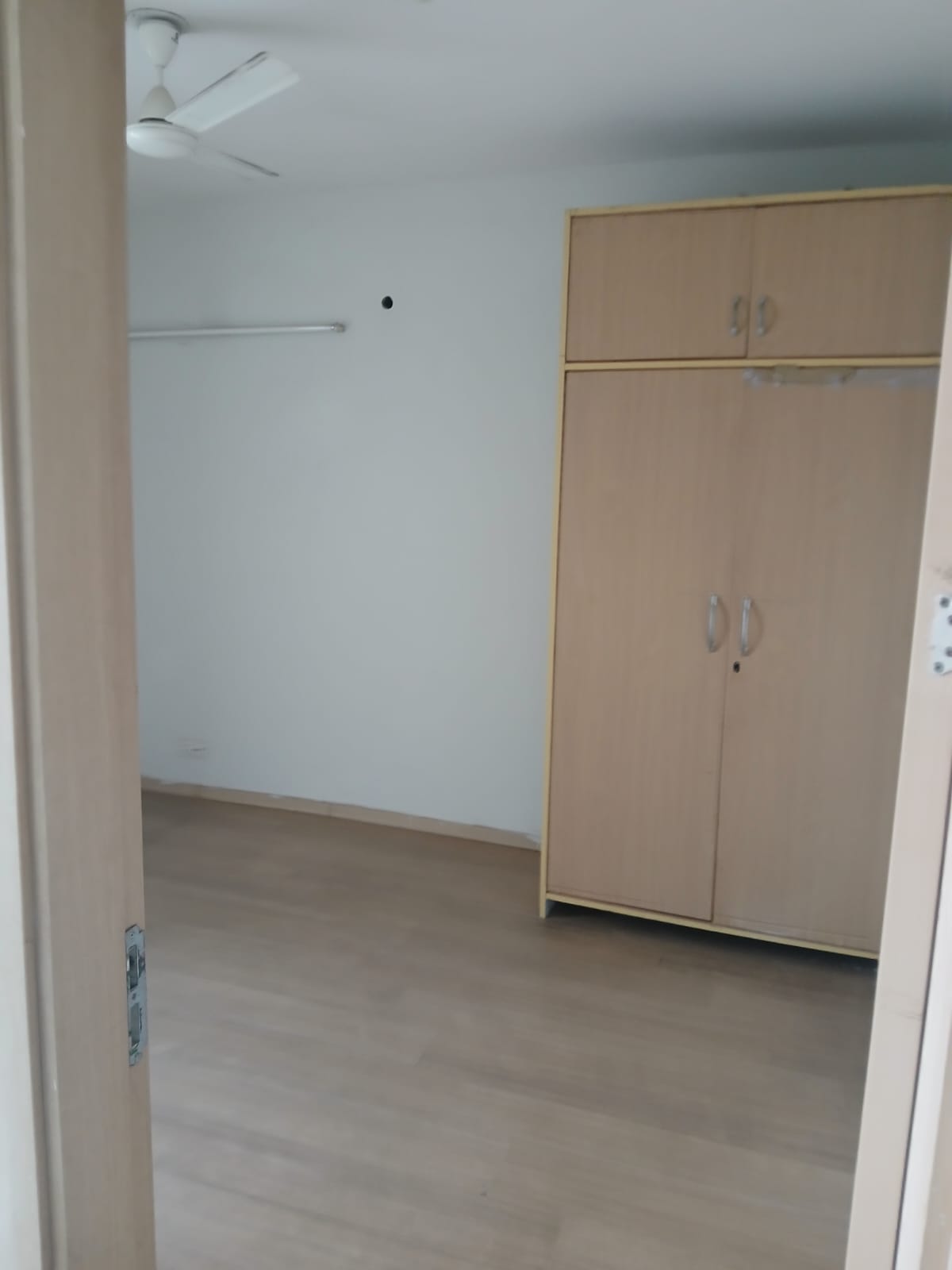 3 BHK Apartment For Sale in DLF The Skycourt