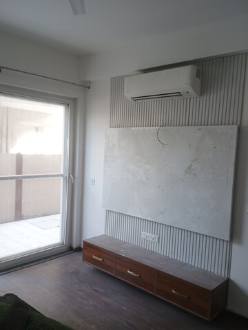 Kitchen in 3 BHK Builder Floor at BPTP Amstoria, Sector 102 – for Rent
