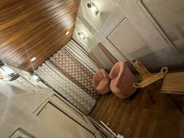 Staircase in 3 BHK Apartment at Bhind Road – for Rent